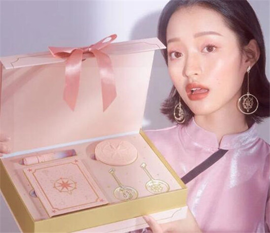 完美日记 x 百变小樱联名彩妆怎么样  百变小樱 彩妆 第2张