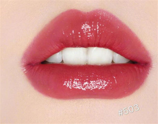 阿玛尼奢华镜光水唇釉2020款测评，pick你喜欢的色号吧  阿玛尼 唇釉 彩妆 第5张