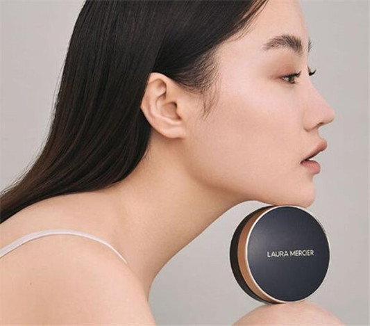 LauraMercier2020春季新品气垫粉底怎么样 LauraMercier 气垫 彩妆 第1张 LauraMercier2020春季新品气垫粉底怎么样 LauraMercier 气垫 彩妆 第1张