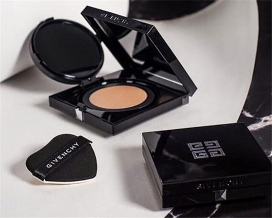 纪梵希城市防护气垫好用么  纪梵希 气垫 彩妆 第1张