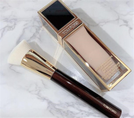 TomFord 新方管粉底液怎么样，新品测评