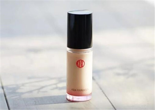 春季粉底液好用单品推荐  春季 粉底液 彩妆 第1张