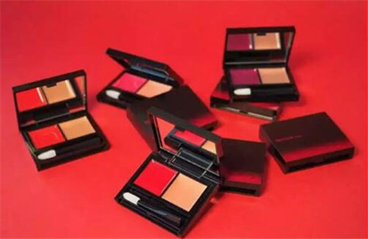 Kate2020新春眼影盘彩妆单品测评  Kate 2020 眼影盘 彩妆 第5张