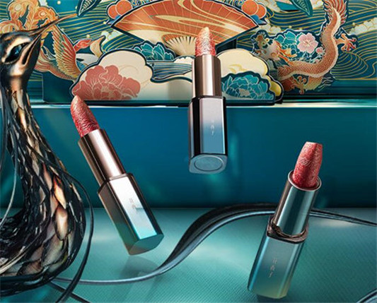 花西子龙凤鼠三色口红套装测评 花西子 口红 彩妆 第1张 花西子龙凤鼠三色口红套装测评 花西子 口红 彩妆 第1张