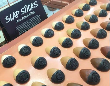 LUSH蛋形固体粉底怎么样，正确使用方法分析