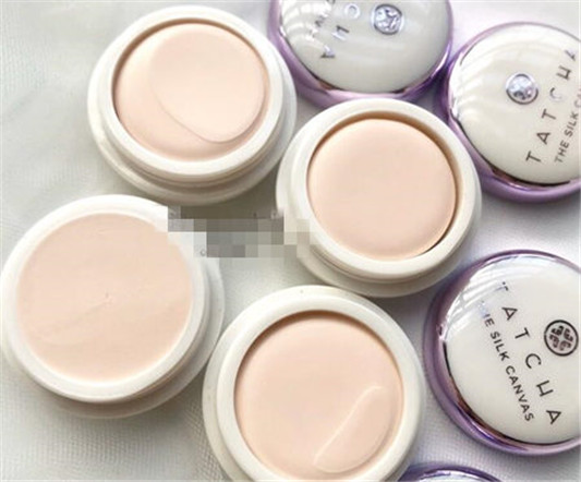 Tatcha粉饼好用吗,怎么用 Tatcha 粉饼 彩妆 第5张 Tatcha粉饼好用吗,怎么用 Tatcha 粉饼 彩妆 第5张