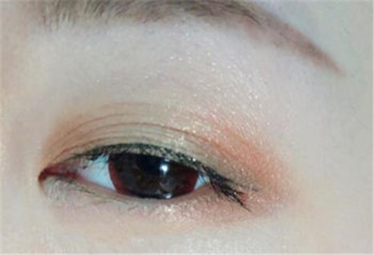 LUNASOL日月晶采双魅眼影哪国的,试色分析 LUNASOL 眼影 彩妆 第6张 LUNASOL日月晶采双魅眼影哪国的,试色分析 LUNASOL 眼影 彩妆 第6张