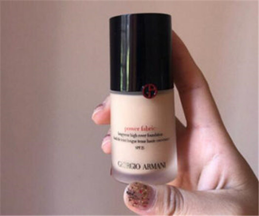 李佳琦推荐适合混油皮的粉底液有哪些  粉底液 混油皮 李佳琦 彩妆 第5张