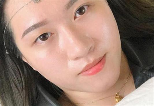 涂素颜霜之后要涂什么妆效会更好  素颜霜 妆效 彩妆 第5张