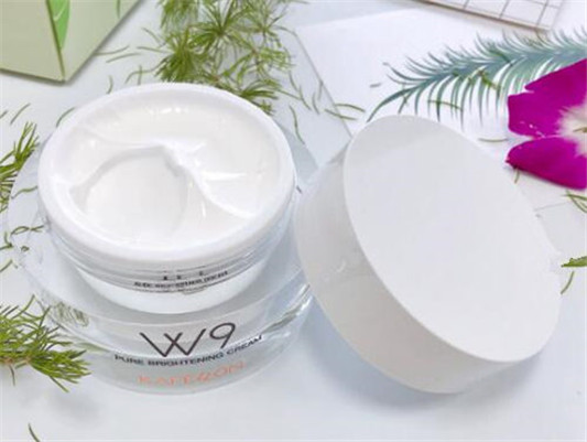 2019国内素颜霜排行榜10强品牌都有哪些  素颜霜 2019 排行榜 彩妆 第2张