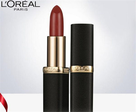 欧莱雅口红今年流行色推荐以及试色