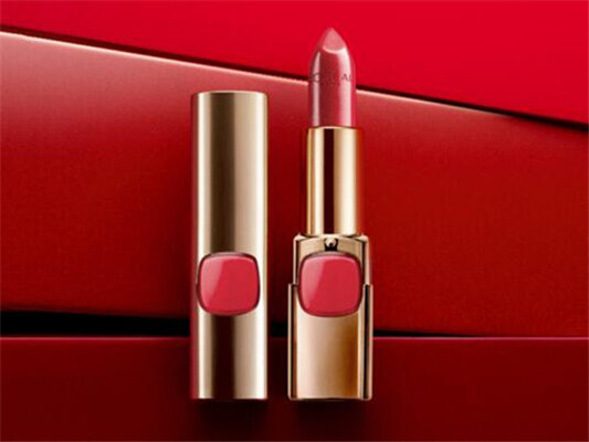欧莱雅口红今年流行色推荐以及试色  欧莱雅 口红 试色 彩妆 第4张