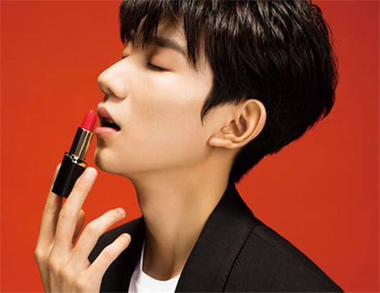 欧莱雅口红今年流行色推荐以及试色  欧莱雅 口红 试色 彩妆 第7张