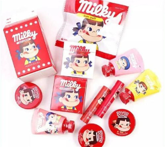 食品跨界联名化妆品盘点，可口可乐旺仔不二家都出彩妆  化妆品 可口可乐 不二家 彩妆 第4张