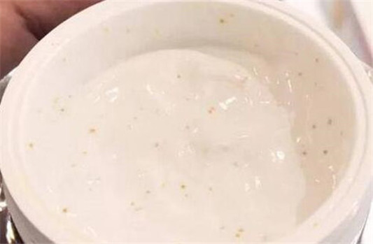 蒂佳婷v7素颜霜新版有橘黄小颗粒怎么回事  v7素颜霜 蒂佳婷 彩妆 第4张