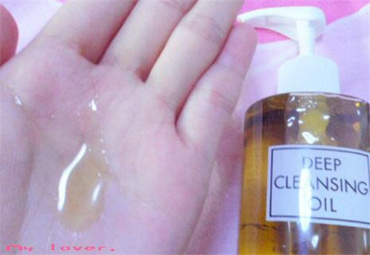 橄榄油卸妆有刺痛感怎么回事 要怎么缓解  卸妆 橄榄油 彩妆 第2张