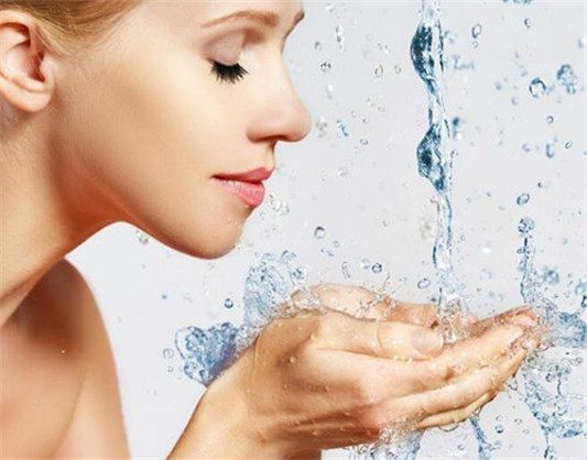 橄榄油卸妆有刺痛感怎么回事 要怎么缓解  卸妆 橄榄油 彩妆 第6张