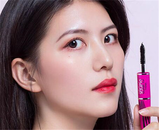 mistine睫毛膏好用吗 正确使用方法又是啥 睫毛膏 mistine 使用方法 彩妆 第6张 mistine睫毛膏好用吗 正确使用方法又是啥 睫毛膏 mistine 使用方法 彩妆 第6张