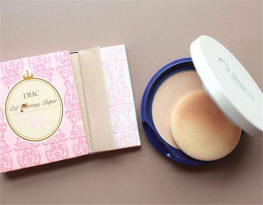 mistine的眼线晕染严重是真的么 眼线晕妆怎么补救 眼线 mistine 晕妆 彩妆 第3张 mistine的眼线晕染严重是真的么 眼线晕妆怎么补救 眼线 mistine 晕妆 彩妆 第3张