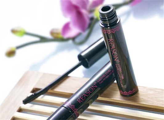 蜜珂思摩睫毛膏怎么样 MICCO**O睫毛膏用法解答 睫毛膏 蜜珂思摩 MICCO**O 彩妆 第2张 蜜珂思摩睫毛膏怎么样 MICCO**O睫毛膏用法解答 睫毛膏 蜜珂思摩 MICCO**O 彩妆 第2张