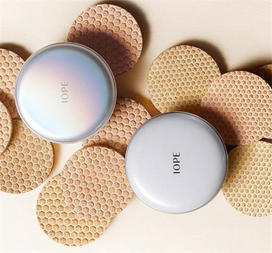 IOPE艾诺碧气垫色号区别，优缺点分析  气垫 IOPE 艾诺碧 彩妆 第4张