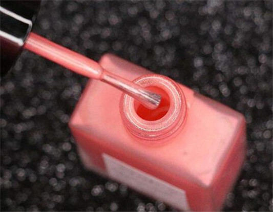 定妆粉跟腮红哪个先用 不同质地使用顺序不同  定妆粉 腮红 彩妆 第4张