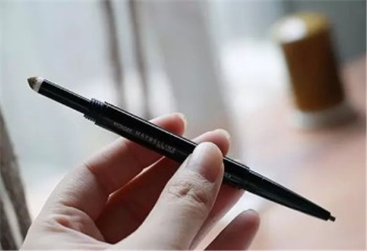 美宝莲眉笔哪款好用 好用眉笔一生推