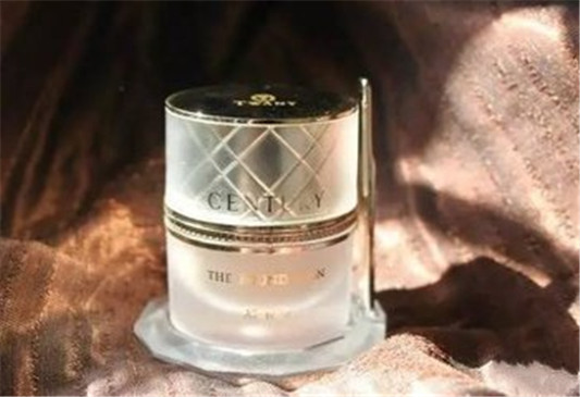 日系养肤粉底液有哪些 用这些粉底不怕伤皮肤 日本 养肤粉底液 彩妆 第2张 日系养肤粉底液有哪些 用这些粉底不怕伤皮肤 日本 养肤粉底液 彩妆 第2张