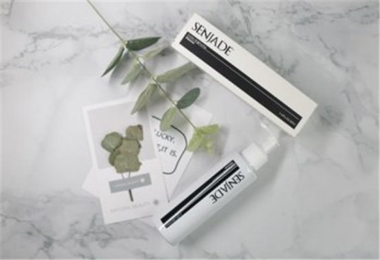 国产温和卸妆乳哪个牌子好 卸妆乳 牌子 国产 彩妆 第2张 国产温和卸妆乳哪个牌子好 卸妆乳 牌子 国产 彩妆 第2张