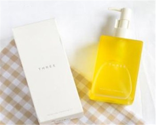 日本卸妆油哪个牌子好 这些既好用还够温和  日本 卸妆油 彩妆 第2张