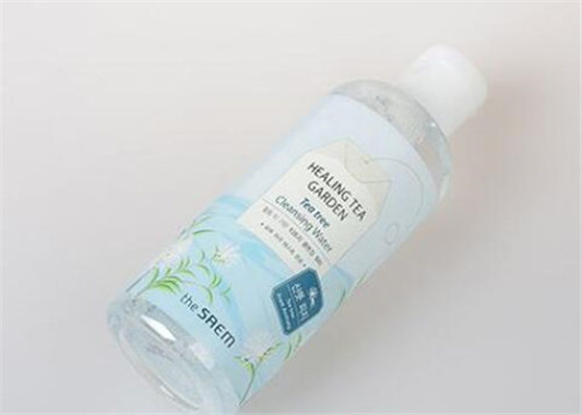 适合学生用的卸妆水推荐 便宜大碗真心好用  卸妆水 学生 彩妆 第2张