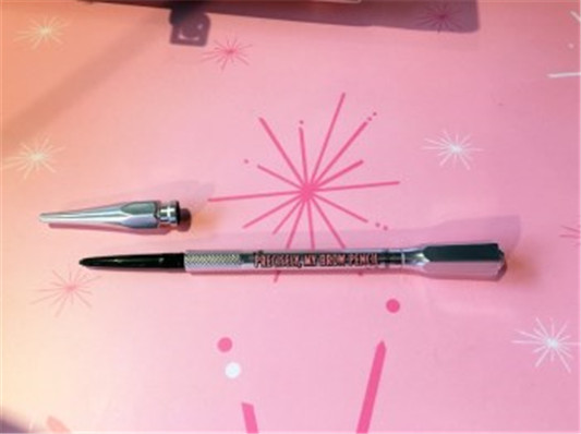 哪款眉笔自然好用 千万不能错过这款眉笔  眉笔 好用 彩妆 第3张