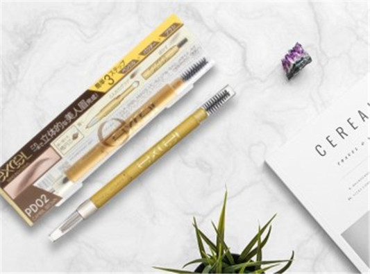 哪款眉笔自然好用 千万不能错过这款眉笔  眉笔 好用 彩妆 第4张