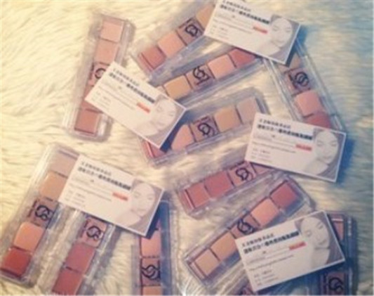 遮疤痕最好的遮瑕膏 教你正确使用遮瑕膏  遮瑕膏 疤痕 彩妆 第2张