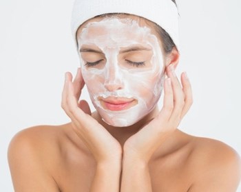 洗面奶可以卸遮暇膏吗，遮瑕膏这些妙用赶紧收起来!