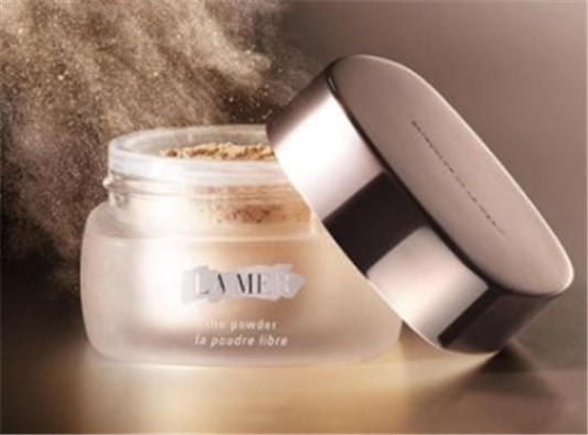 哪个牌子的蜜粉不浮粉 这些蜜粉好用不浮粉  蜜粉 不浮粉 好用 彩妆 第2张