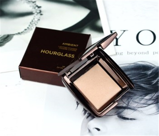 全球口碑好用的高端散粉 性价比高散粉推荐 散粉 高端 性价比高 彩妆 第4张 全球口碑好用的高端散粉 性价比高散粉推荐 散粉 高端 性价比高 彩妆 第4张