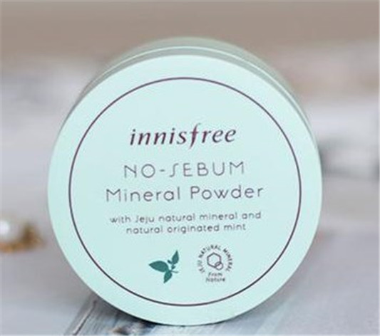 今年国际十大散粉排行榜10强 好用散粉推荐 散粉 排行榜 10强 彩妆 第5张 今年国际十大散粉排行榜10强 好用散粉推荐 散粉 排行榜 10强 彩妆 第5张