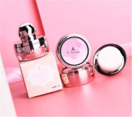 今年国际十大散粉排行榜10强 好用散粉推荐 散粉 排行榜 10强 彩妆 第9张 今年国际十大散粉排行榜10强 好用散粉推荐 散粉 排行榜 10强 彩妆 第9张