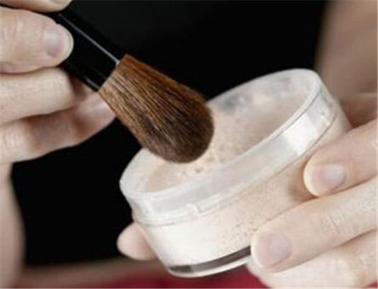 什么牌子的定妆粉好用,不脱妆 五款品牌参考