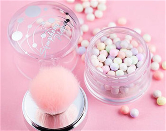 什么牌子的定妆粉好用,不脱妆 五款品牌参考  定妆粉 彩妆 第3张