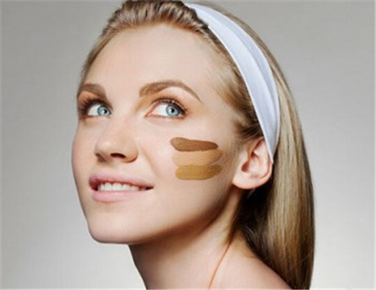 夏天用气垫还是粉底液 气垫粉底液全面测评