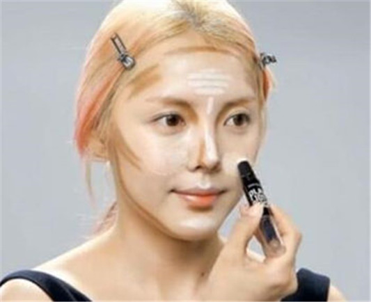 上完bb霜之后要擦什么 五种可选推荐 bb霜 彩妆 第4张 上完bb霜之后要擦什么 五种可选推荐 bb霜 彩妆 第4张