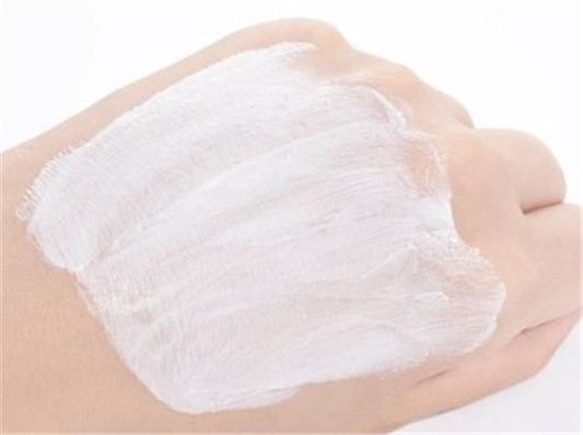 素颜霜可以代替bb霜吗 素颜霜和bb霜的区别  素颜霜 BB霜 区别 彩妆 第3张