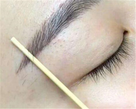 丝雾眉和雾眉哪个流行 哪个更好看  丝雾眉 雾眉 彩妆 第3张