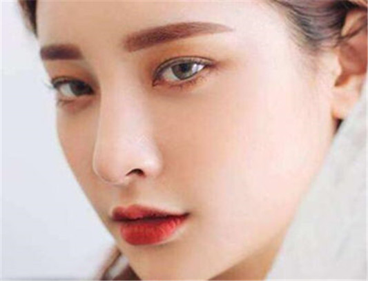 丝雾眉和雾眉哪个流行 哪个更好看  丝雾眉 雾眉 彩妆 第4张