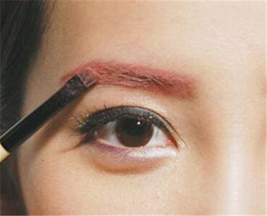 2018流行什么颜色眉毛 这几种颜色可以尝试 眉毛 2018 颜色 彩妆 第5张 2018流行什么颜色眉毛 这几种颜色可以尝试 眉毛 2018 颜色 彩妆 第5张