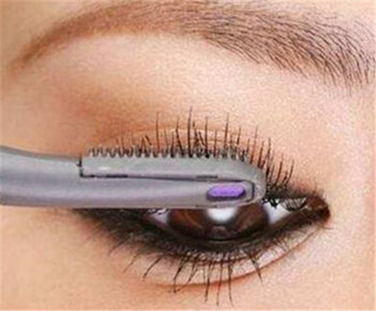 睫毛烫太卷了怎么补救  推荐五种方法