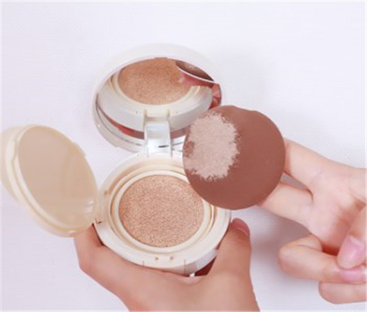 气垫便宜和贵的区别 贵的气垫好在哪里  气垫 区别 彩妆 第2张