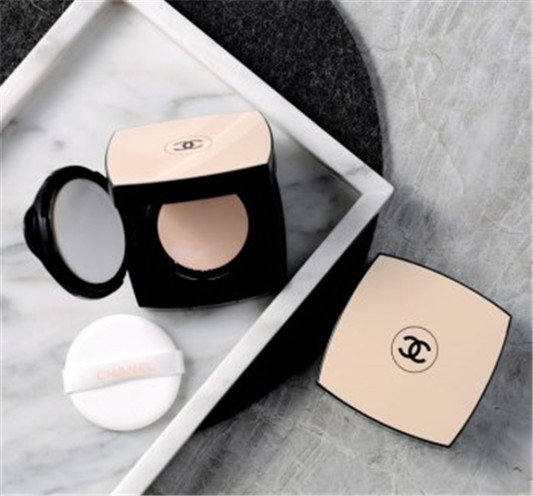 不闷痘的气垫bb有哪些 适合痘痘肌的气垫  气垫 不闷痘 彩妆 第3张